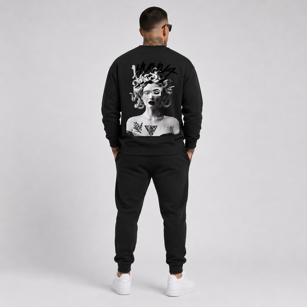 Gallery 005 Queen of  Curses  Sweater  -  Black  | 1HUNNA